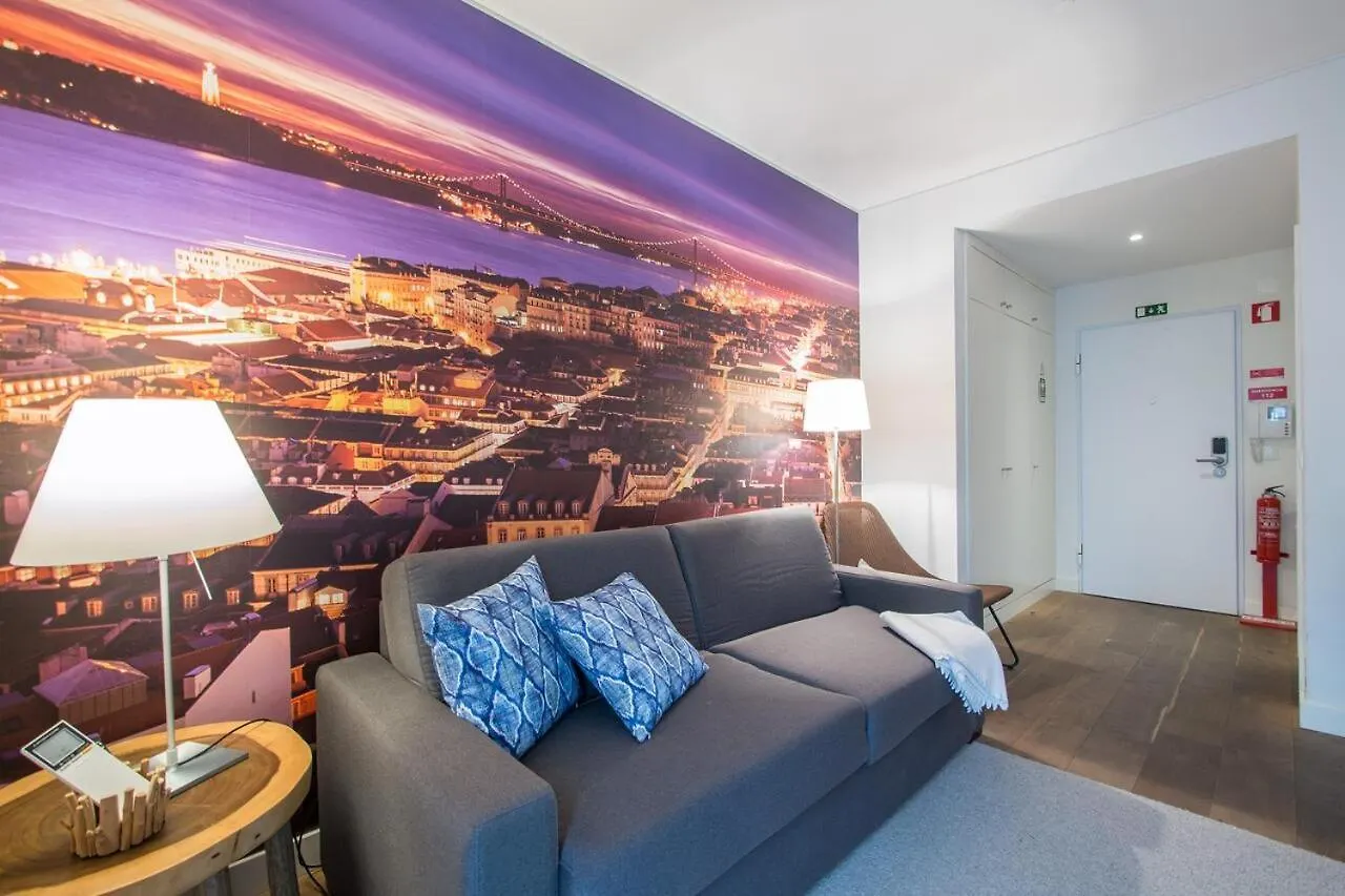 Vibrant Central Studio Lisboa Διαμέρισμα